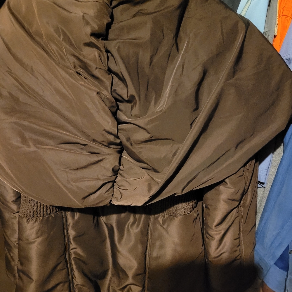 Excelled Collection Coat - Picture 2 of 3